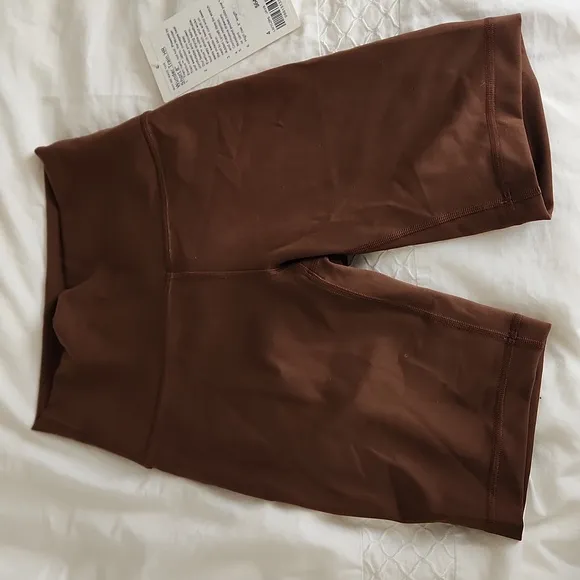 NWT lululemon Wunder Train High-Rise Short 8&quot; Size 4