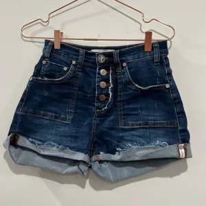 One Teaspoon High waisted Harleys stretch slim fit Denim Shorts. Size 25