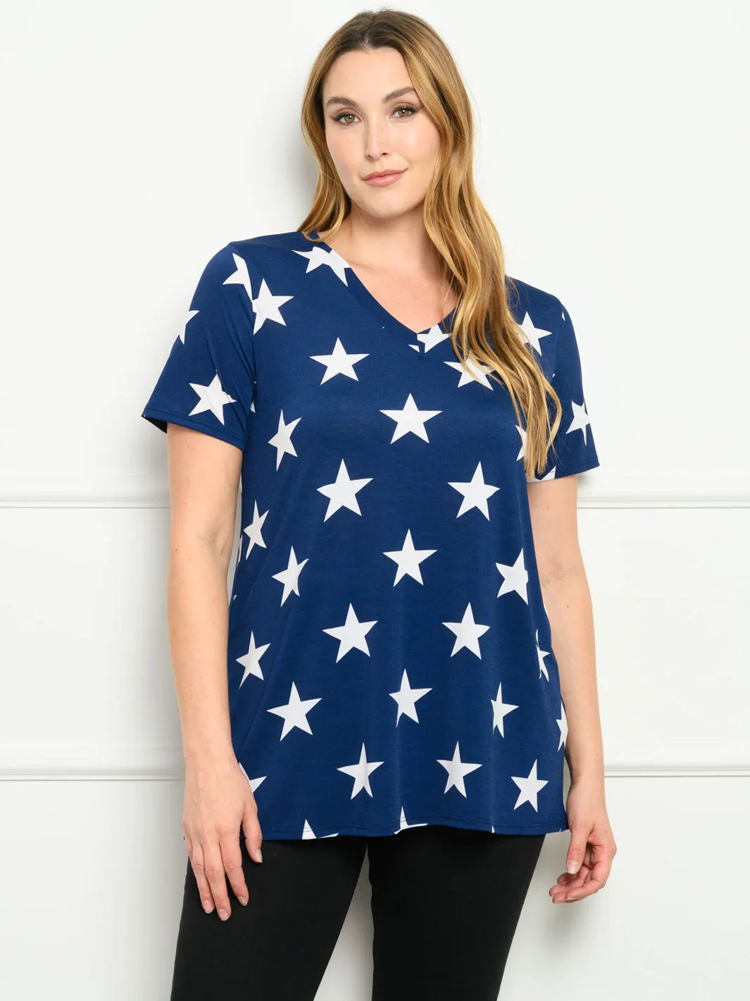 PLUS SIZE SHORT SLEEVE STARS PRINT TOP