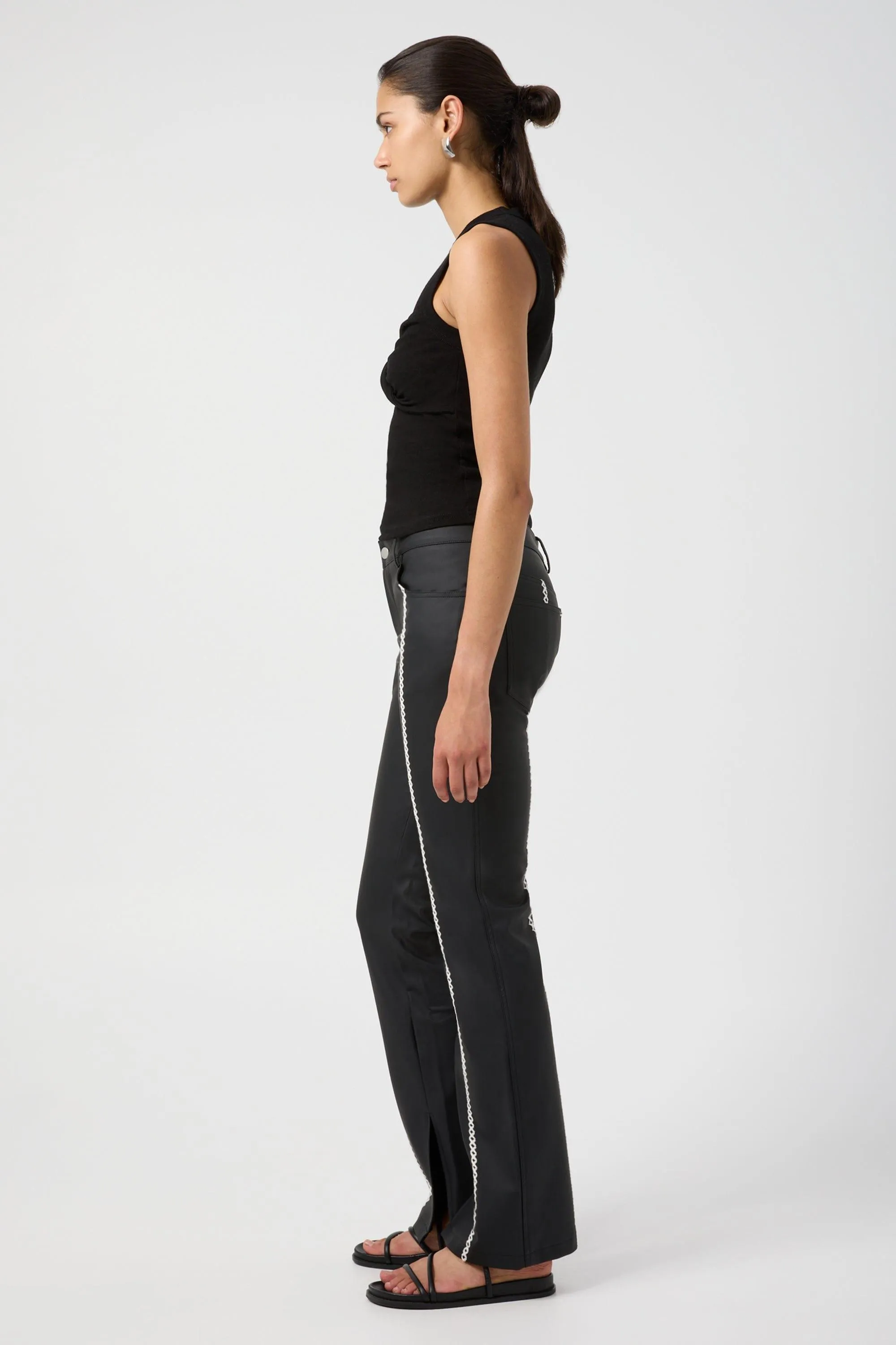 REDEEM TANK TOP | BLACK