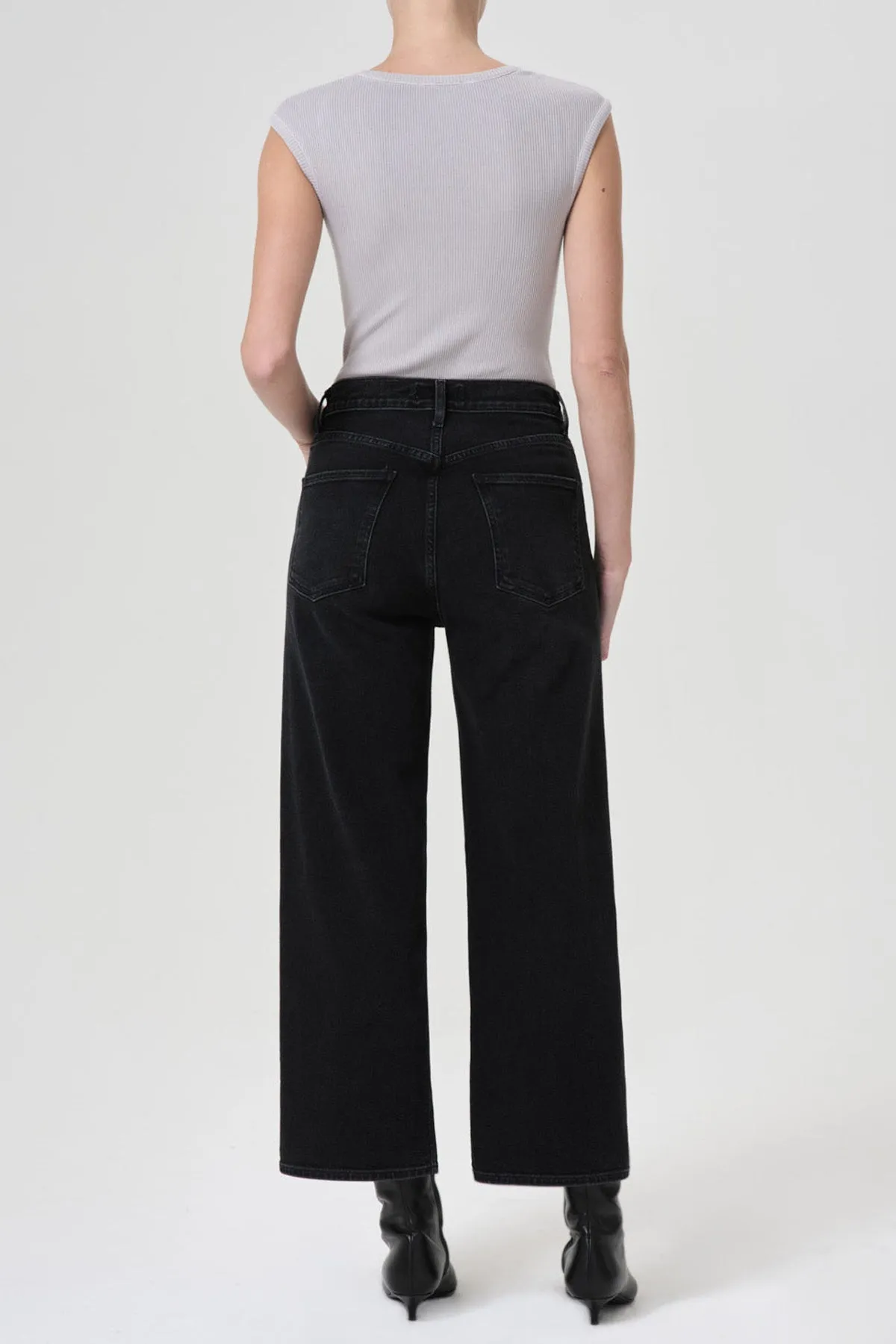 Ren Jean in Hush