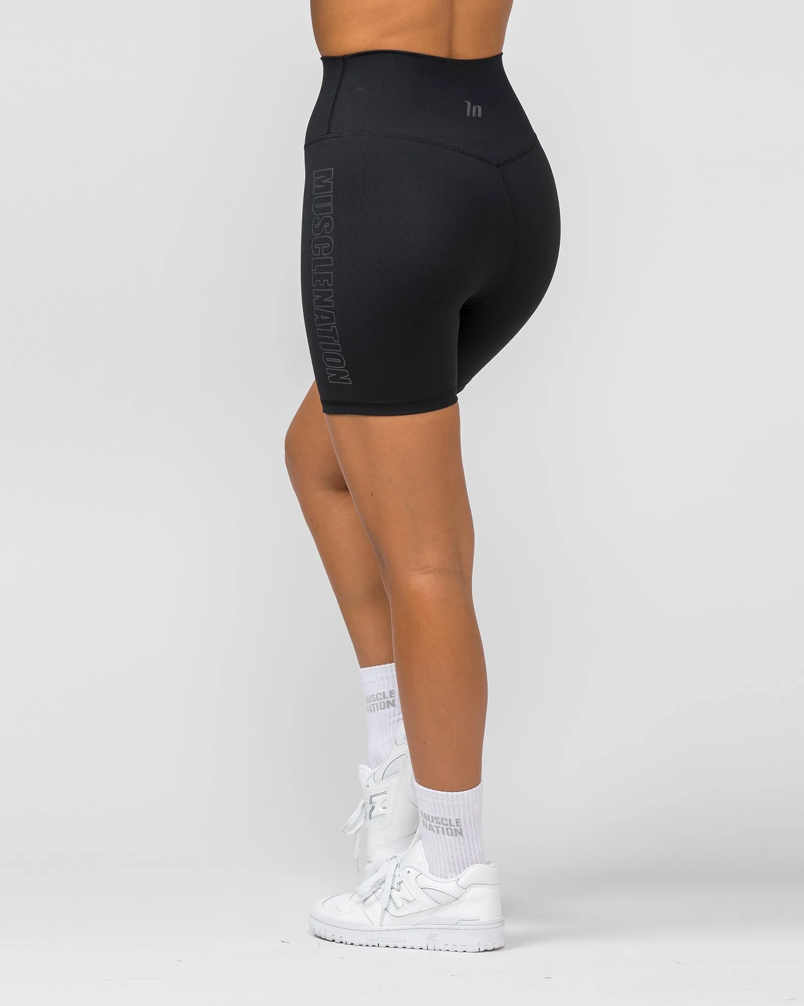 Signature Super High Bike Shorts - Black