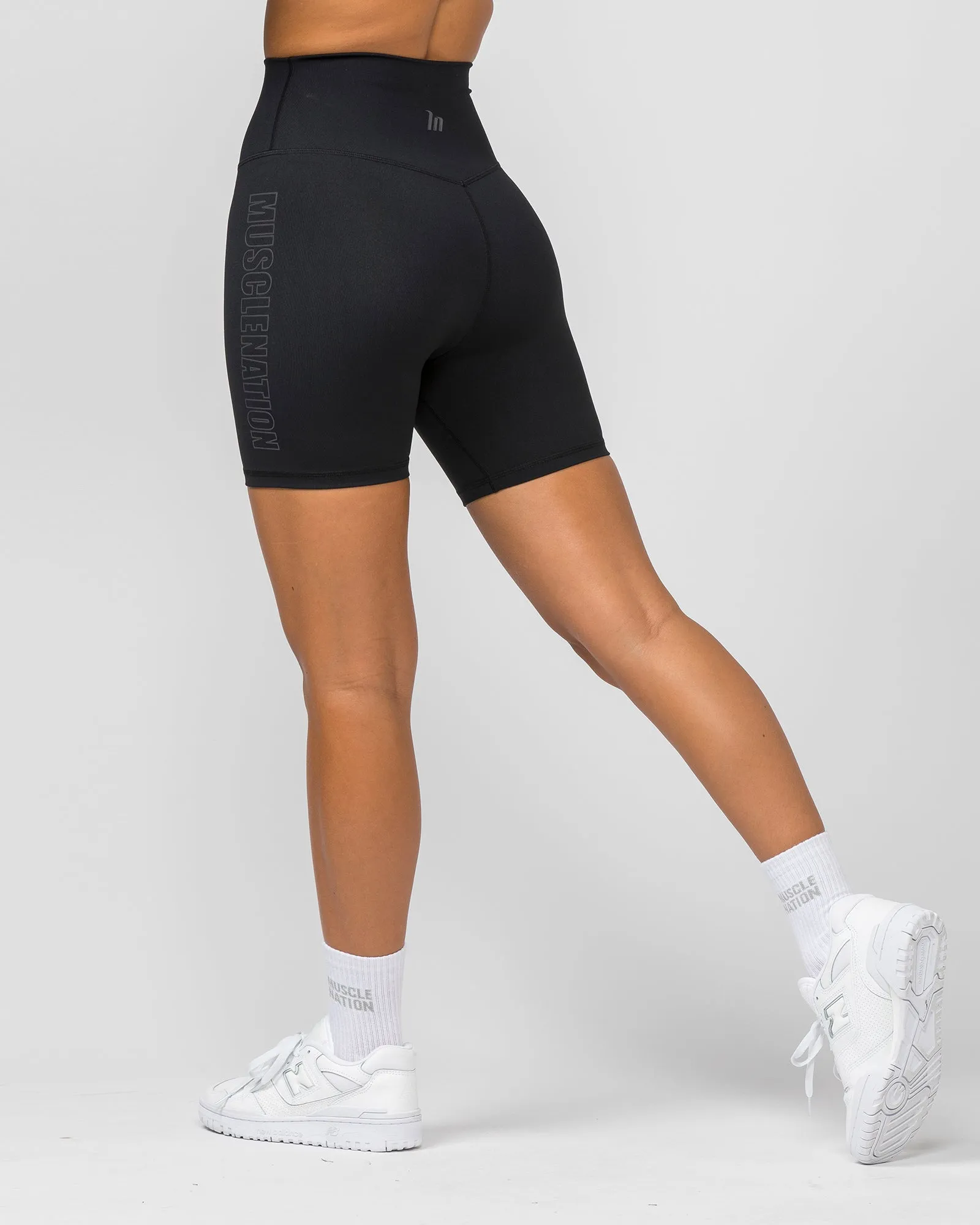 Signature Super High Bike Shorts - Black