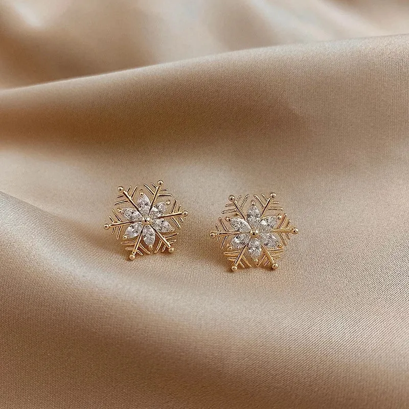 Snow Flake Studs