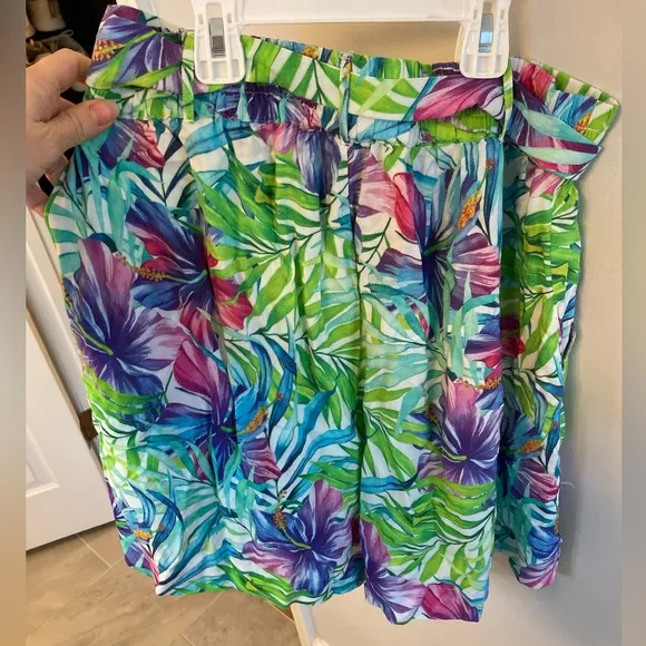 TABS the authentic Bermuda shorts women’s w/ waist tie electric hibiscus print M