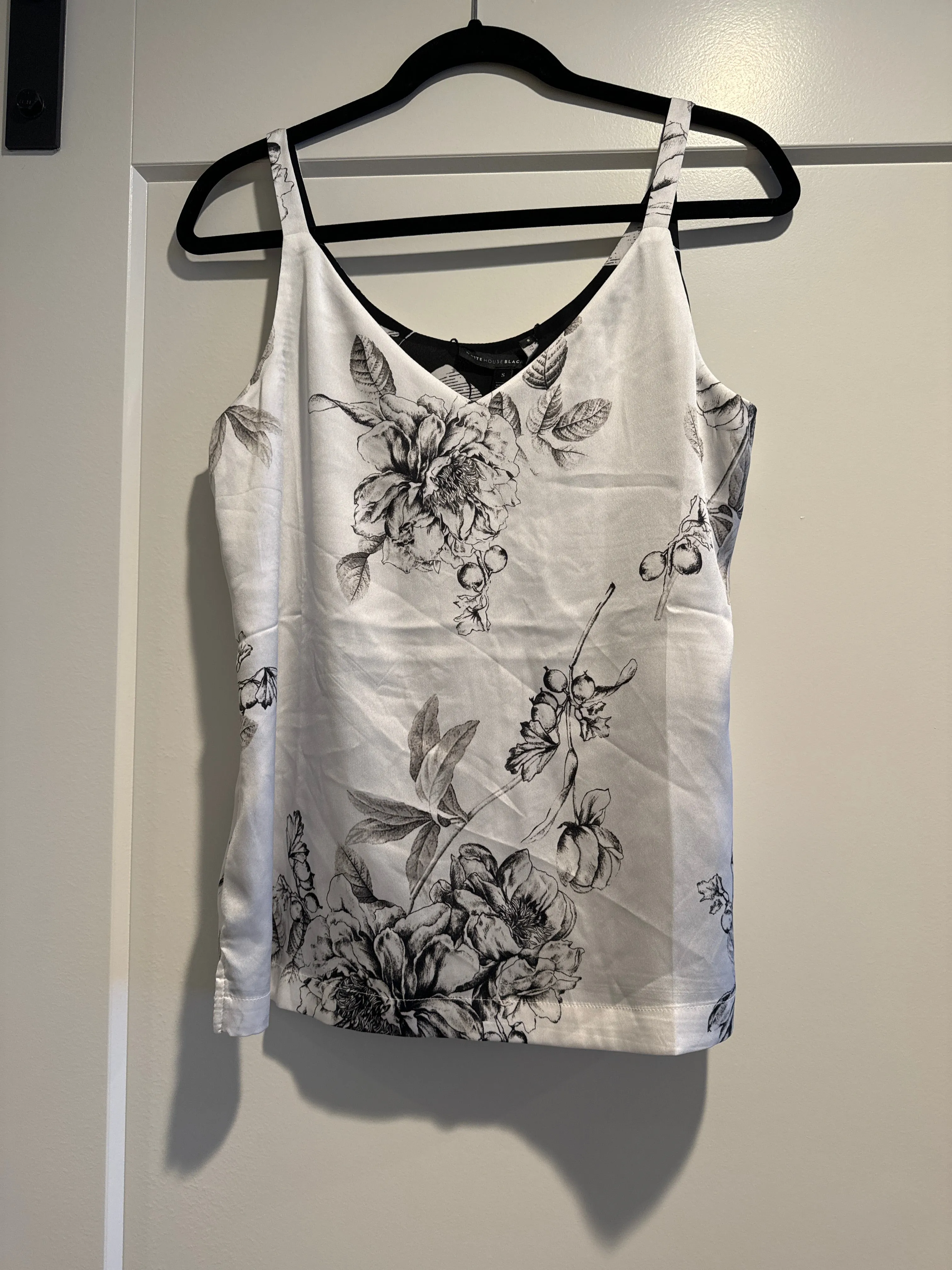 Tank Top By White House Black Market In Black, Size: S