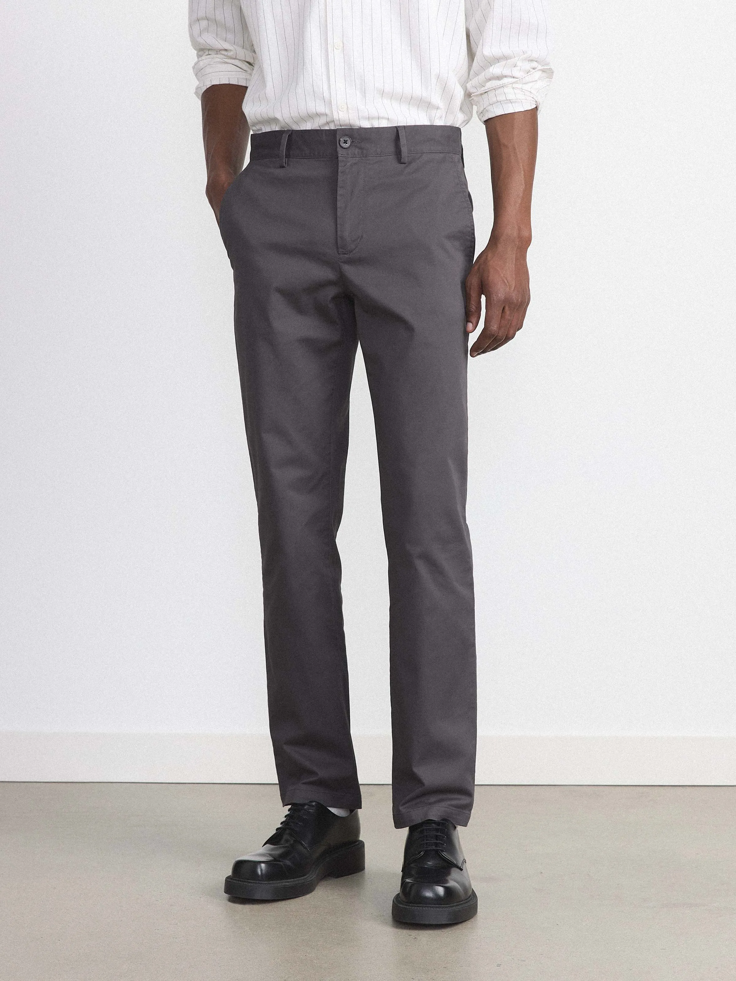 The Brunswick Chino Pant in Iron Grey