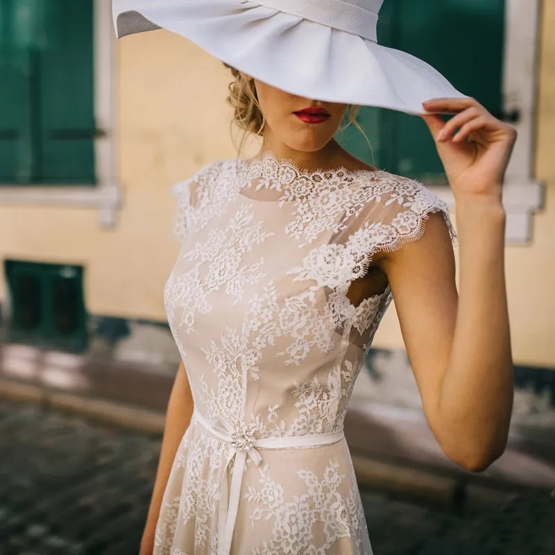 The Sales Rack-Vintage Champagne Lace Bohemian Bride Dress A Line Cap Sleeve With Sexy Back