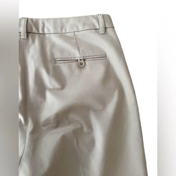 Theory khaki strtch md rise brmda shrts w frnt &amp; bk pckts SZ 10 preppy old money