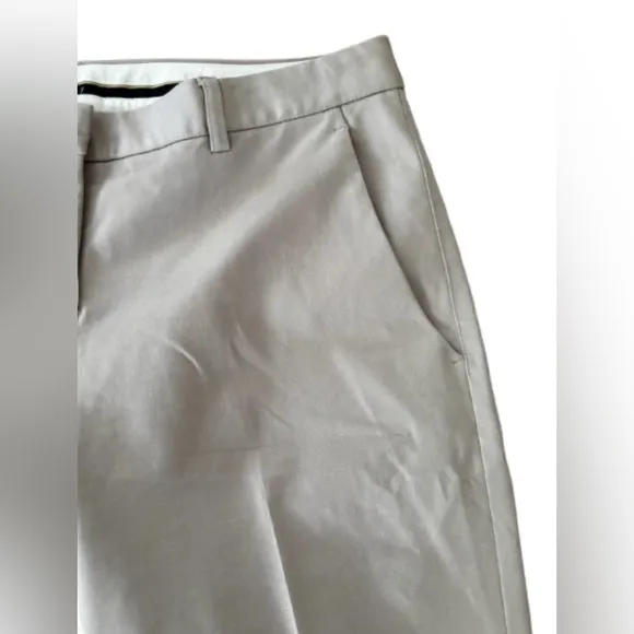 Theory khaki strtch md rise brmda shrts w frnt &amp; bk pckts SZ 10 preppy old money