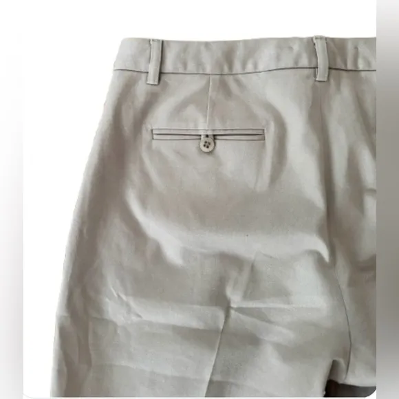 Theory khaki strtch md rise brmda shrts w frnt &amp; bk pckts SZ 10 preppy old money