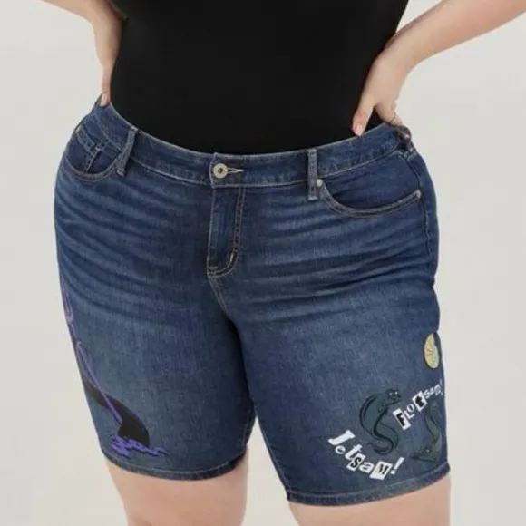 Torrid x Disney Villains Ursula Stretch Denim Bermuda Boyfriend Shorts 16 1X