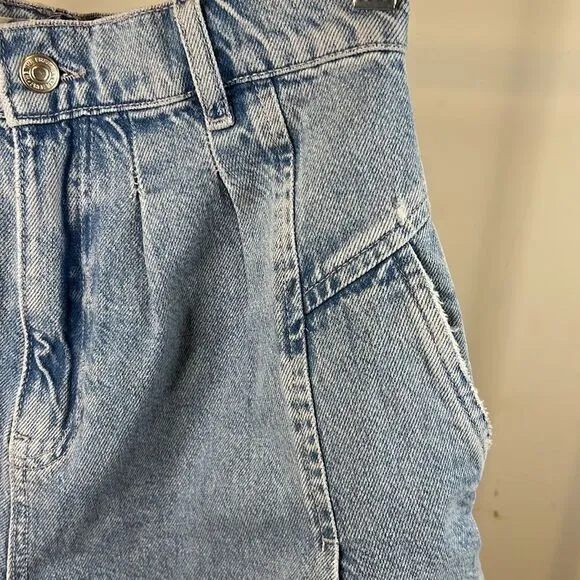 We the Free High Waisted Pleated Front Mom Shorts - Size 26