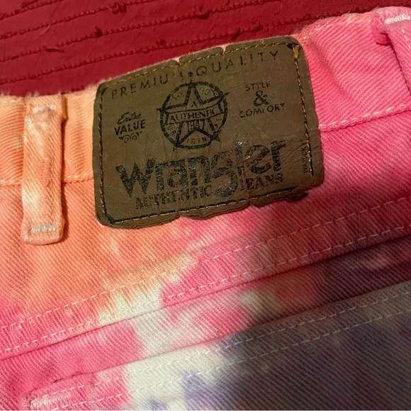 Wrangler tie-dye high waisted distressed shorts